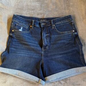 Authentic Judy Blue “take me to Florida” tummy control shorts